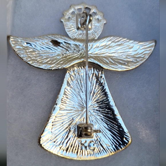 Vintage KC Angel Brooch Enameled Blue Crystal SilverApproximately 1.5"w x 2"ta - Picture 3 of 3